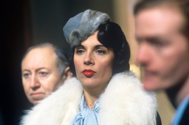 Mrs.Farley (Mary Tamm) – Bild: WDR/​ITV plc (Granada International)
