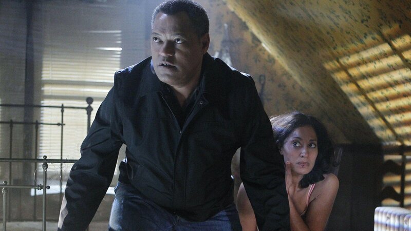 Ray (Laurence Fishburne) hat seine Ex-Frau Gloria (Tracee Ellis Ross) im Haus von Arvin Thorpe gefunden, doch plötzlich taucht Nate Haskell auf – mit einer Waffe in der Hand … – Bild: RTL