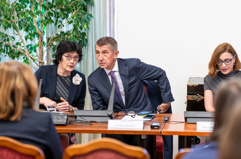 Die rechtspopulistische Koalition unter Ministerpräsident Andrej Babiš stößt in Tschechien nicht nur auf Zustimmung. – Bild: Czech Academy of Science