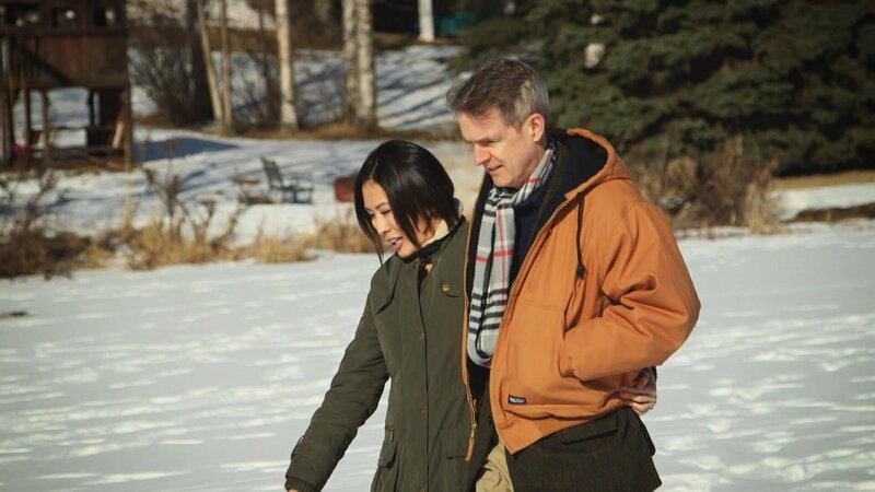 Marius und Lucy wollen künftig in Alaska leben und freuen sich auf ihr Abenteuer in der Arktis. – Bild: HGTV