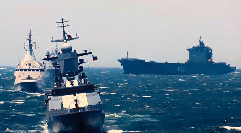 Anfang Januar fand unter dem Titel „Will for Peace 2026“ („Friedenswillen 2026“) eine multinationale Marineübung der BRICS-Staaten vor der Küste Südafrikas statt. – Bild: Studio Fact Presse & Docs