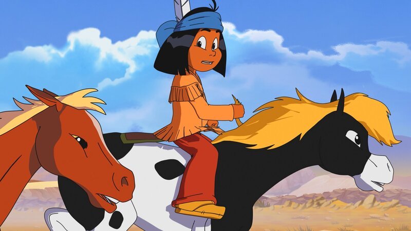 Yakari auf seinem Pony Kleiner Donner flieht mit dem Fohlen Feuerpfeil vor den Kojoten. – Bild: WDR/​Ellipsanime Productions/​Belvision/​Les Cartooneurs Associés/​2 Minute