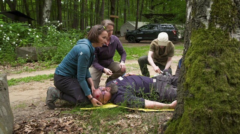 Unfallszenario beim Outdoor-Erste-Hilfe-Kurs – Bild: MDR
