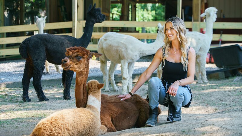 As seen on HGTV’s Christina in the Country, Christina Haack poses for a portrait. – Bild: Matt Blair /​ HGTV /​ Discover Images. /​ Warner Bros. Discovery, Inc. or its subsidiaries and affiliates