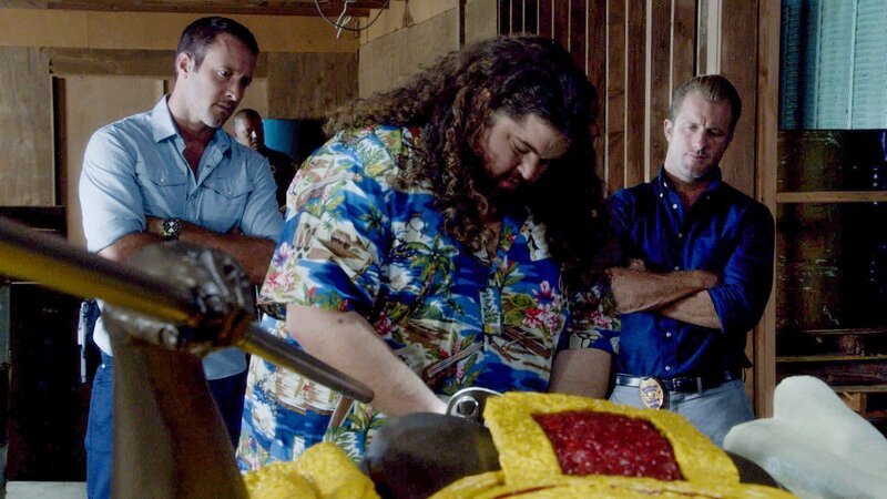 Im Bild (v.li.): Alex O’Loughlin (Steve McGarrett), Jorge Garcia (Jerry Ortega), Scott Caan (Danny ‚Danno‘ Williams) – Bild: Best Possibe Screen Grab /​ CBS ENTERTAINMENT /​ CBS Broadcasting Inc. All Rights Reserved