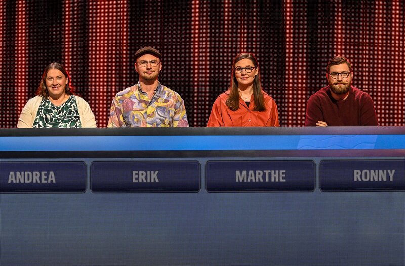 Die Kandidat:innen (v.l.n.r.): Andrea Effinger, Erik Hädrich, Marthe Daudert, Ronny Fanta. – Bild: ARD/​Uwe Ernst