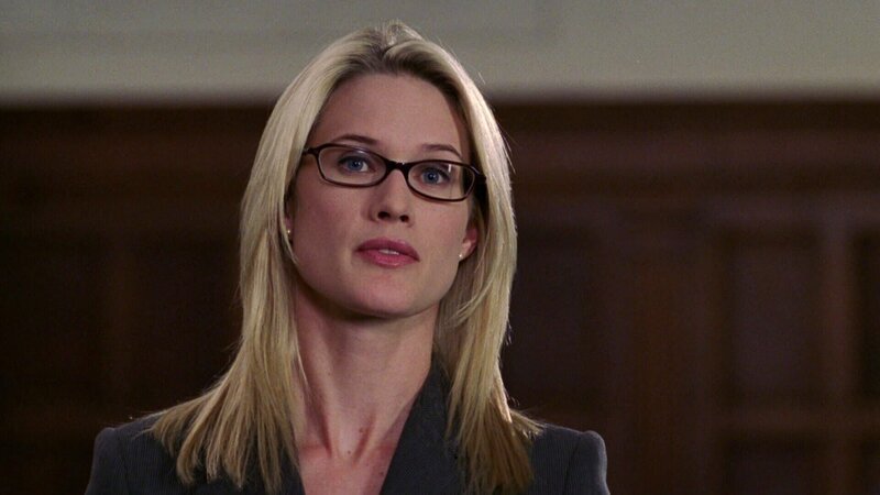 Staatsanwältin Alexandra Cabots (Stephanie March)  Die Verwendung des sendungsbezogenen Materials ist nur mit dem Hinweis und Verlinkung auf TVNOW gestattet. – Bild: TVNOW