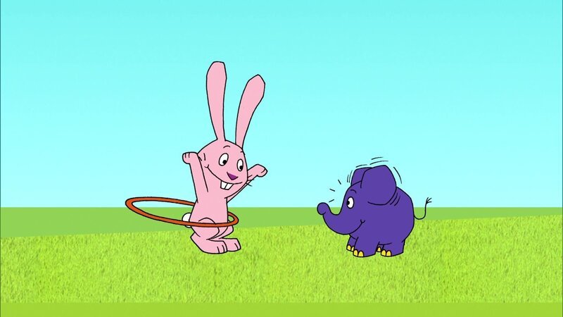 Hase und Elefant lieben Hula-Hoop. – Bild: WDR/​Trickstudio Lutterbeck