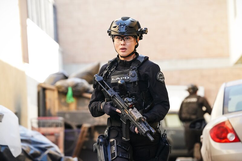 Anna Enger Ritch as Officer III Zoe Powell – Bild: Bill Inoshita /​ Sony Pictures Television/​CBS /​ CBS ENTERTAINMENT /​ Sony Pictures Television