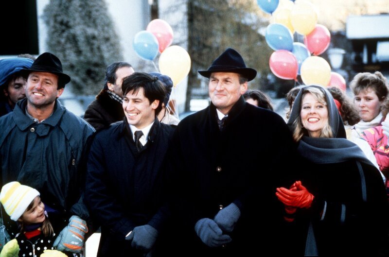L-R: Thomas Rotterhof (Ludwig Dornauer), Joe Rotterhof (Tobias Moretti), Karl-Friedrich Sattmann (Dietrich Mattausch), Sabine Sattmann (Sabine Kruso) – Bild: ORF