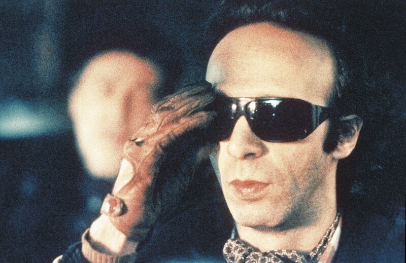 Taxifahrer (Roberto Benigni) – Bild: KinoweltTV Taxifahrer (Roberto Benigni) – Bild: KinoweltTV