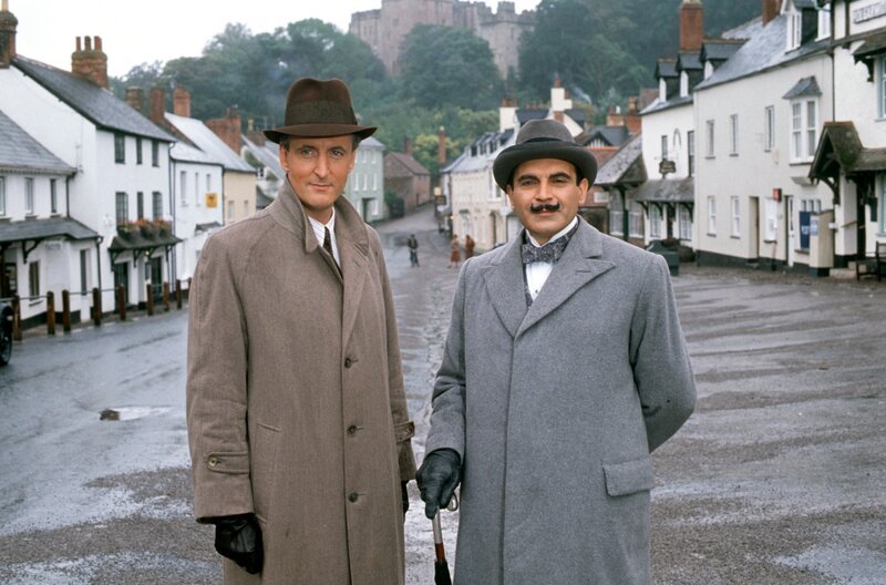 Captain Hastings (Hugh Fraser, l) und Hercule Poirot (David Suchet) – Bild: WDR/​ITV plc (Granada International)