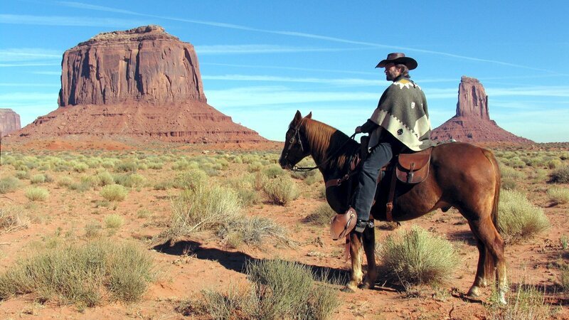 Joe Dimmick als Clint Eastwood Darsteller in Monument Valley. – Bild: 3sat