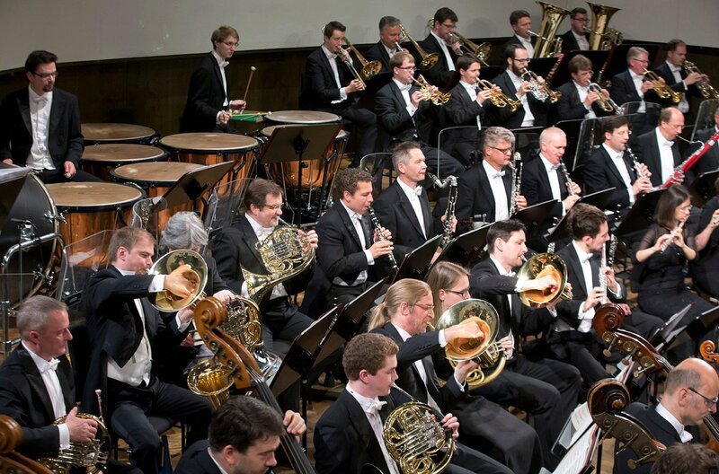 Das Gewandhausorchester Leipzig spielt Igor Strawinskys „Le sacre du printemps“. – Bild: MDR/Gert Mothes Das Gewandhausorchester Leipzig spielt Igor Strawinskys „Le sacre du printemps“. – Bild: MDR/Gert Mothes
