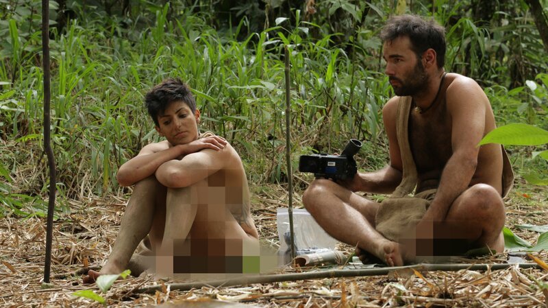 Trevor Rasmussen and Kaila Donaldson in Ecuador on Naked and Afraid. – Bild: Discovery Communications