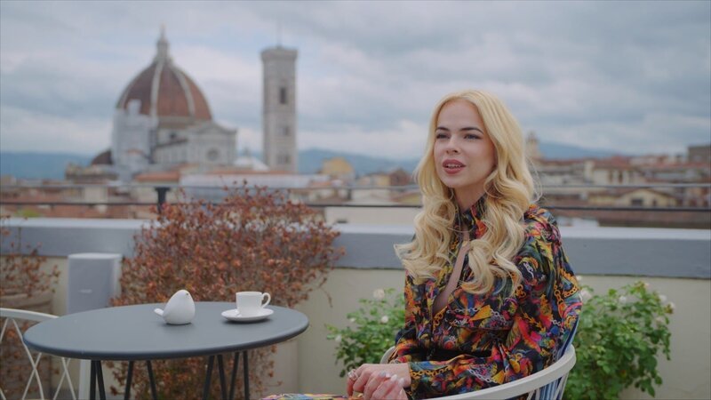 Drusilla Gucci blickt in Florenz auf die bewegte Geschichte ihrer Familie und des Modeimperiums Gucci zurück. – Bild: 3sat