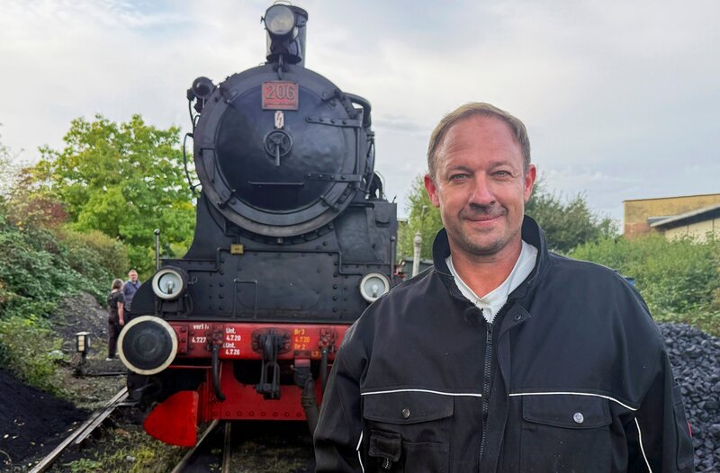 Tobias Kämmerer beim Hessencourier in Kassel. – Bild: hr