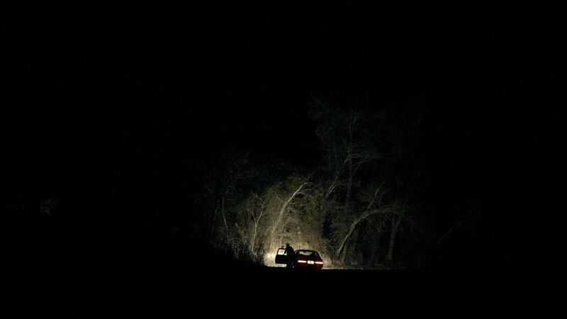 Auto in der Nacht. – Bild: RTL /​ Big Media