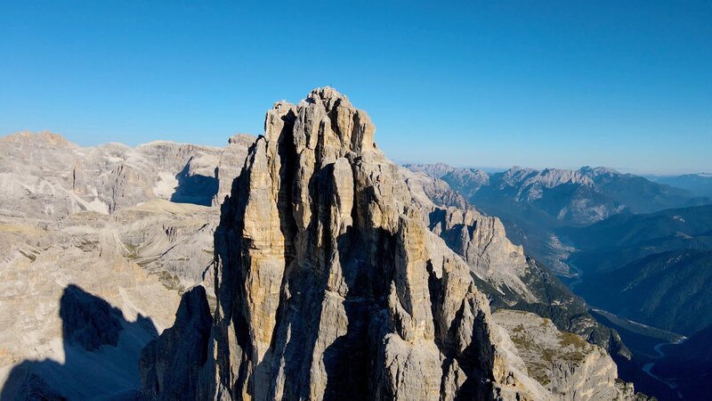 Drei Zinnen in den Dolomiten. – Bild: ORF/​JÖCHLER