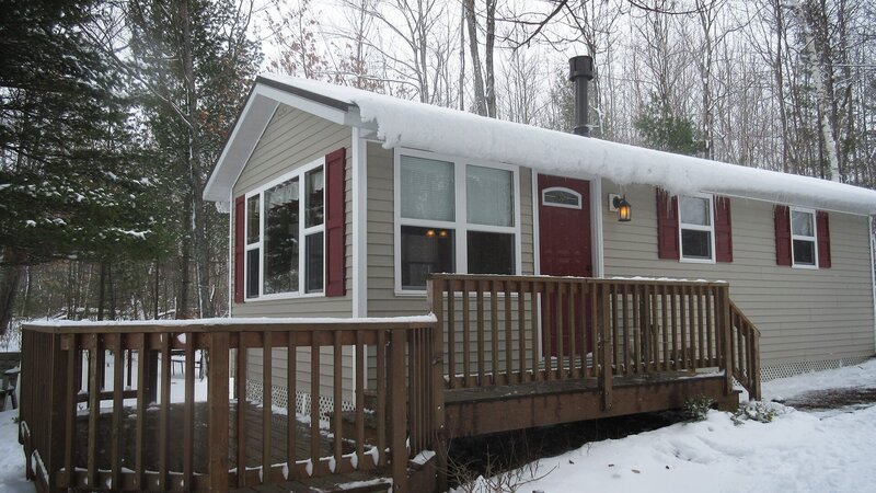 Jeffrey is looking for an open space in the traditional tiny house style. – Bild: HGTV