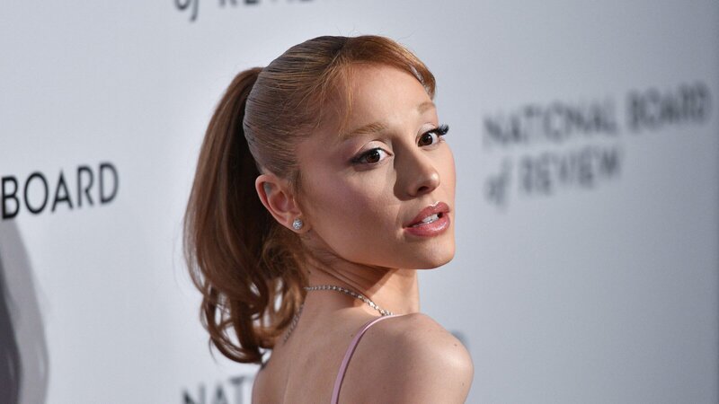 Ariana Grande bei der Gala des „National Board of Review Annual Award“ in New York City – Bild: ZDF