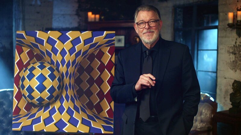 Jonathan Frakes präsentiert den Zuschauern unheimliche Geschichten – Bild: RTLZWEI