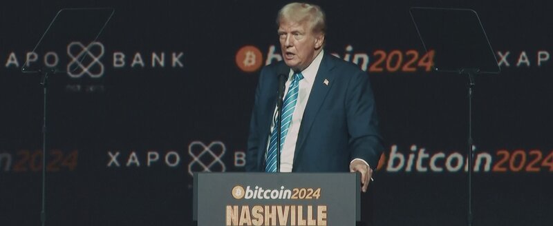 Donald Trump bei einer Rede. – Bild: ORF/​ZDF Studios