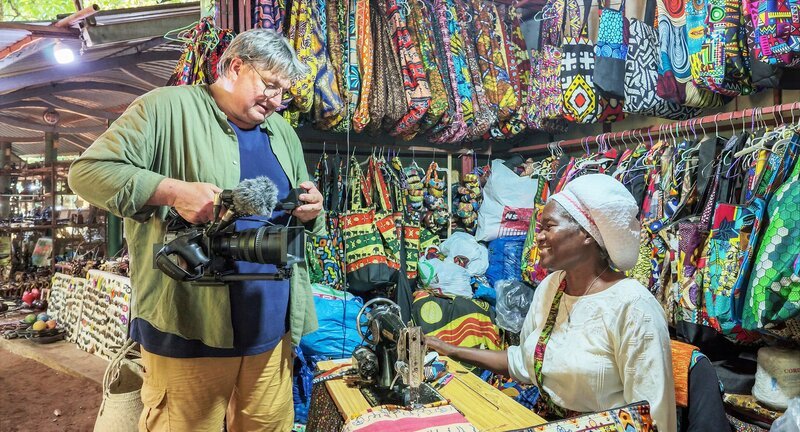 Im Kunstviertel von Maputo – Bild: MDR/​Thomas Junker