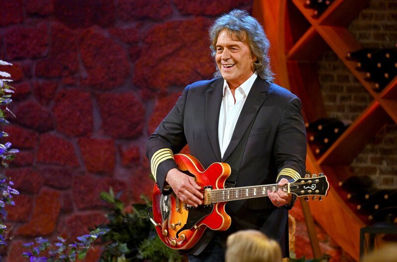Der Schlagersänger Michael Heck zu Gast bei „Schlager-Spaß mit Andy Borg“. – Bild: SWR/​Kerstin Joensson