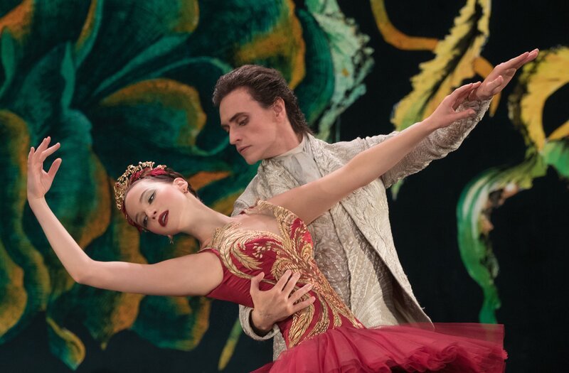 Jennifer Lawrence (Dominika Egorowa), Sergei Polunin (Konstantin). – Bild: ORF Jennifer Lawrence (Dominika Egorowa), Sergei Polunin (Konstantin). – Bild: ORF