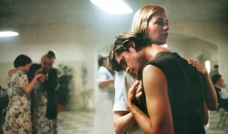 Bodo (Benno FYrmann) und Sissi (Franka Potente) – Bild: Archiwum Bodo (Benno FYrmann) und Sissi (Franka Potente) – Bild: Archiwum