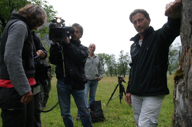 Das Team während der Dreharbeiten im malerischen Karwendelgebirge. – Bild: BR/Udo A. Zimmermann Das Team während der Dreharbeiten im malerischen Karwendelgebirge. – Bild: BR/Udo A. Zimmermann