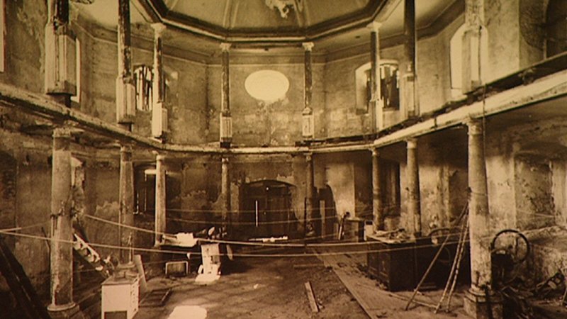 Die jüdische Synagoge in Floss wurde während der Reichsprogromnacht in Bayern (in der Nacht vom 9. auf den 10. November 1938) zerstört. – Bild: BR