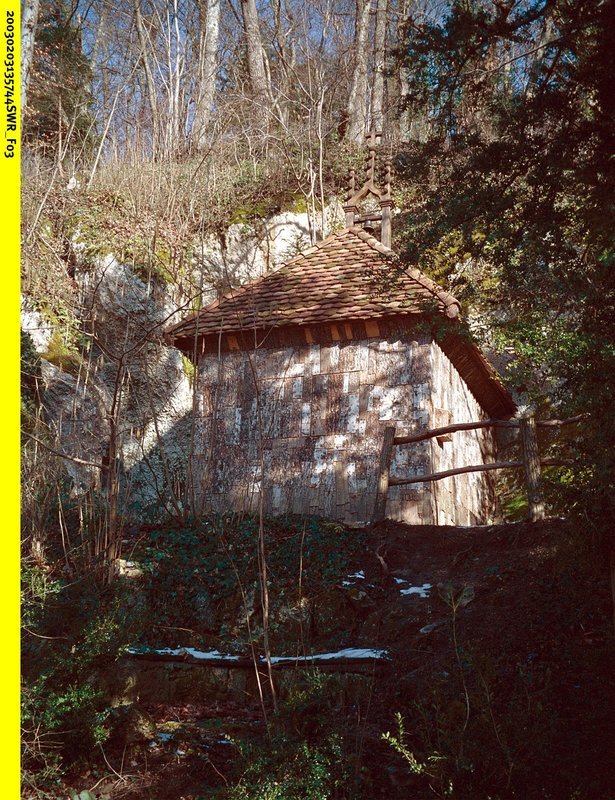 Die Eremitenklause in der Eremitage Arlesheim, einem historischen Landschaftspark bei Basel. – Bild: BR/​SWR