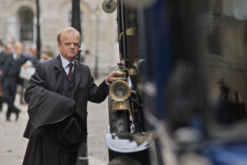 Toby Jones (John Littlewood). – Bild: ORF Toby Jones (John Littlewood). – Bild: ORF