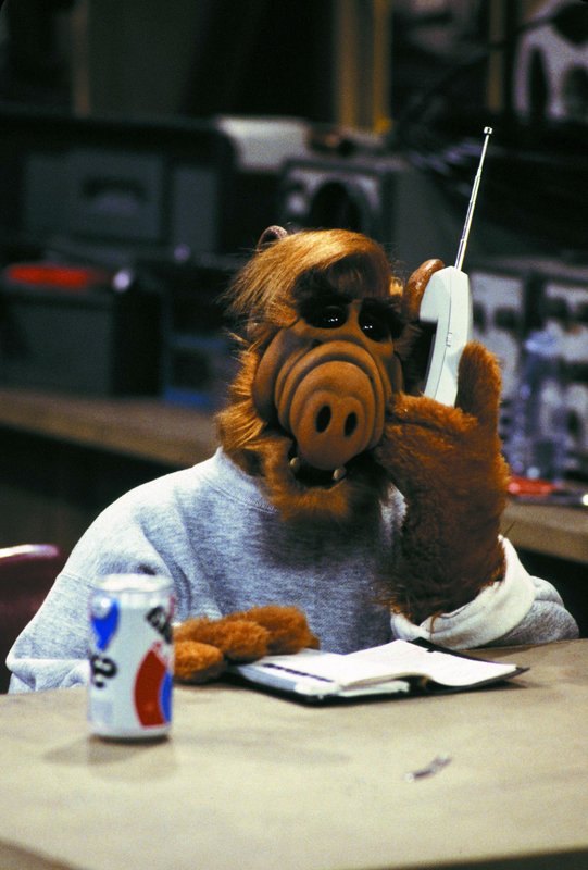 ALF Staffel 2 Episodenguide (Seite 2) – fernsehserien.de