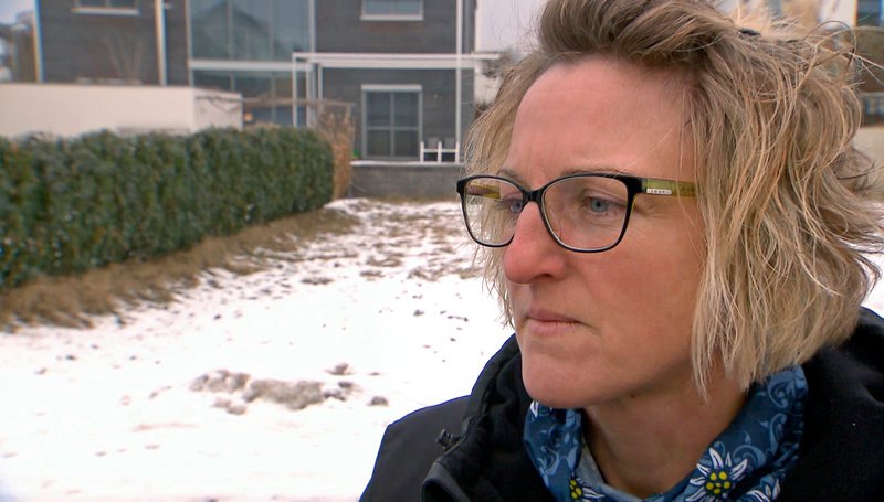 Polizeihundeführerin Sanne Thomann. – Bild: SWR