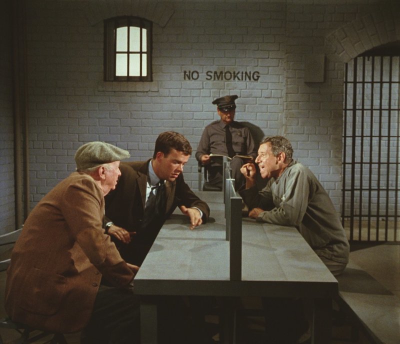 Was kümmert uns die Bank? – Bild: 1966, renewed 1994 Columbia Pictures Industries, Inc. All Rights Reserved. Lizenzbild frei