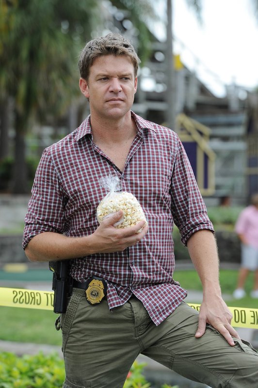 The Glades S04e13 Bevor Das Gluck Beginnt Tin Cup Fernsehserien De