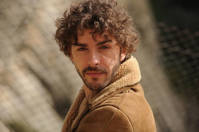 Der Junge Montalbano S01E01 Montalbanos Erster Fall La Prima Indagine 
