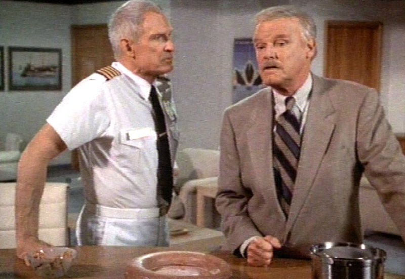 Mord ist ihr Hobby S09E20 Ruhe vor dem Sturm (Ship Of Thieves) fernsehserien.de Mord ist ihr Hobby S09E20 Ruhe vor dem Sturm (Ship Of Thieves) fernsehserien.de