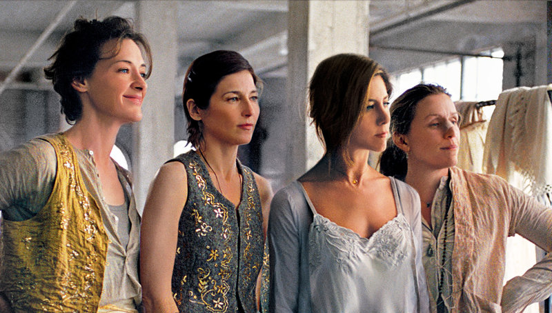 Freunde mit Geld – Bild: ProSieben Media AG © 2006 Sony Pictures Classics Inc. for the Universe excluding Australia/​NZ and Scandinavia (but including Iceland). All Rights Reserved.