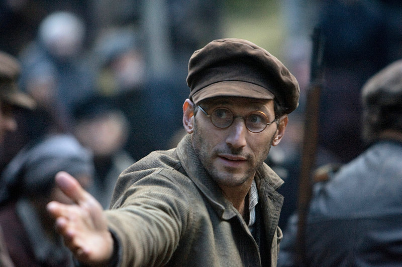 Unbeugsam - Defiance – Bild: Puls 4