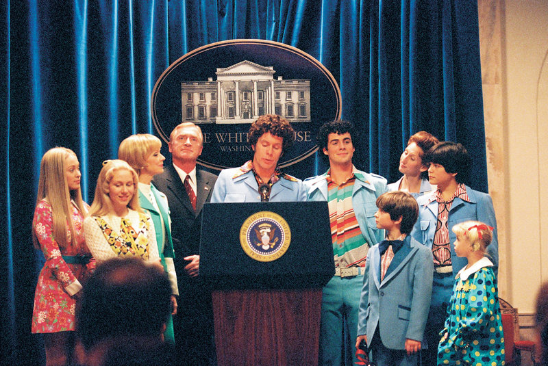 Die Brady Family im Weißen Haus – Bild: ProSieben Media AG TM & © 2002 by Paramount Pictures. All Rights Reserved.