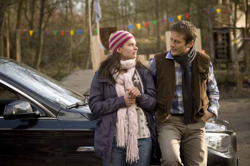 Flaschendrehen – Bild: Puls 8