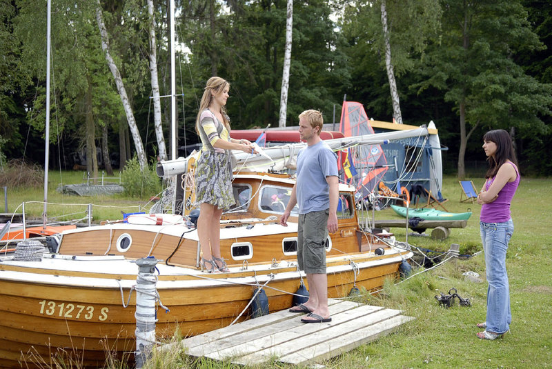 Liebesticket nach Hause – Bild: Puls 8