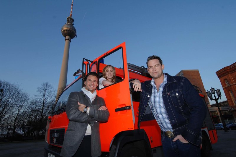 Das Inferno - Flammen über Berlin – Bild: Puls 8