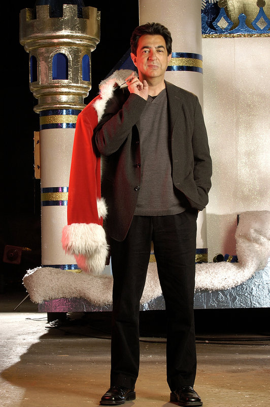 A Very Married Christmas - Liebesgrüße vom Weihnachtsmann – Bild: ProSieben Media AG TM & © 2009 CBS Studios Inc. All Rights Reserved.