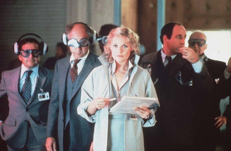 Angriff ist die beste Verteidigung – Bild: Puls 8