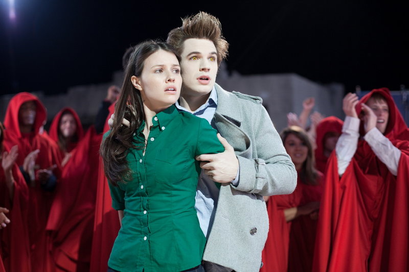 Beilight - Biss zum Abendbrot – Bild: Puls 8